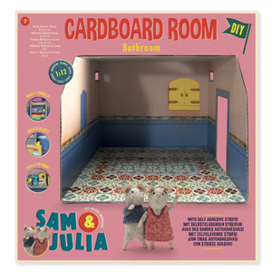 Sam & Julia Cardboard Room - Bathroom
